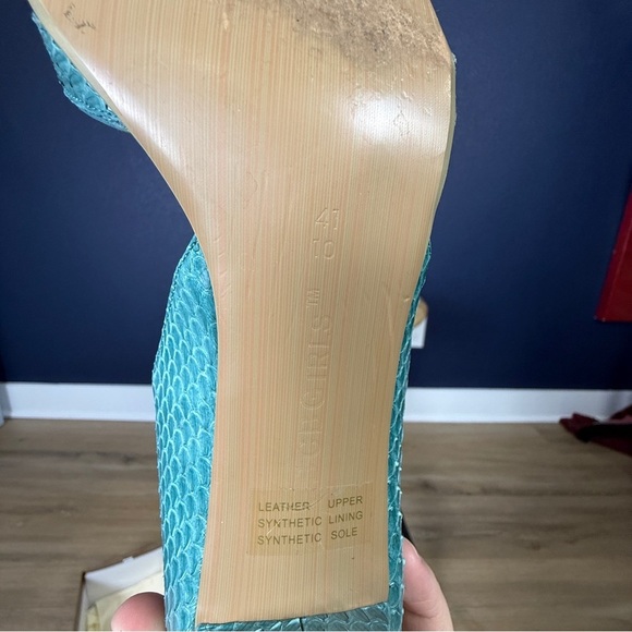 BCBGirls Emerald Green Turquoise Snake Open Toe Heels, Size 10 - Picture 9 of 10